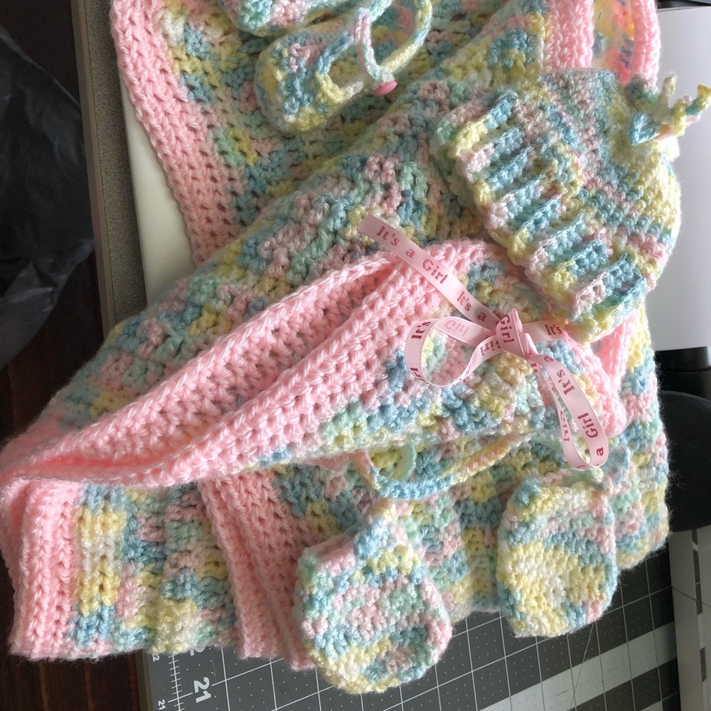 Baby girl set. Handmade crochet 🧶